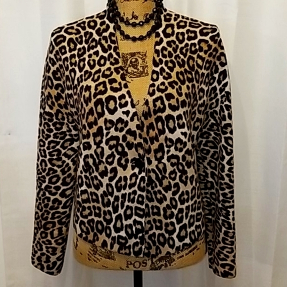 Chico's Jackets & Blazers - 𝅺Chico's leopard jacket